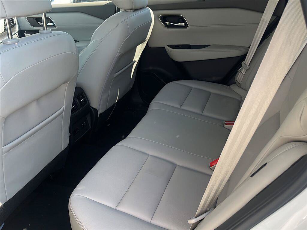 Used 2021 Nissan Rogue SL w/ Premium Package FWD image 14
