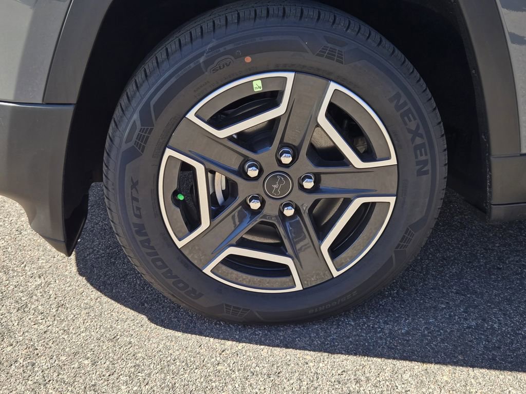 New 2026 Jeep Cherokee Laredo AWD/4WD image 7