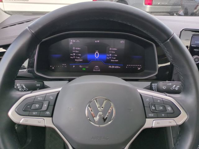 Used 2025 Volkswagen Jetta SE FWD image 31
