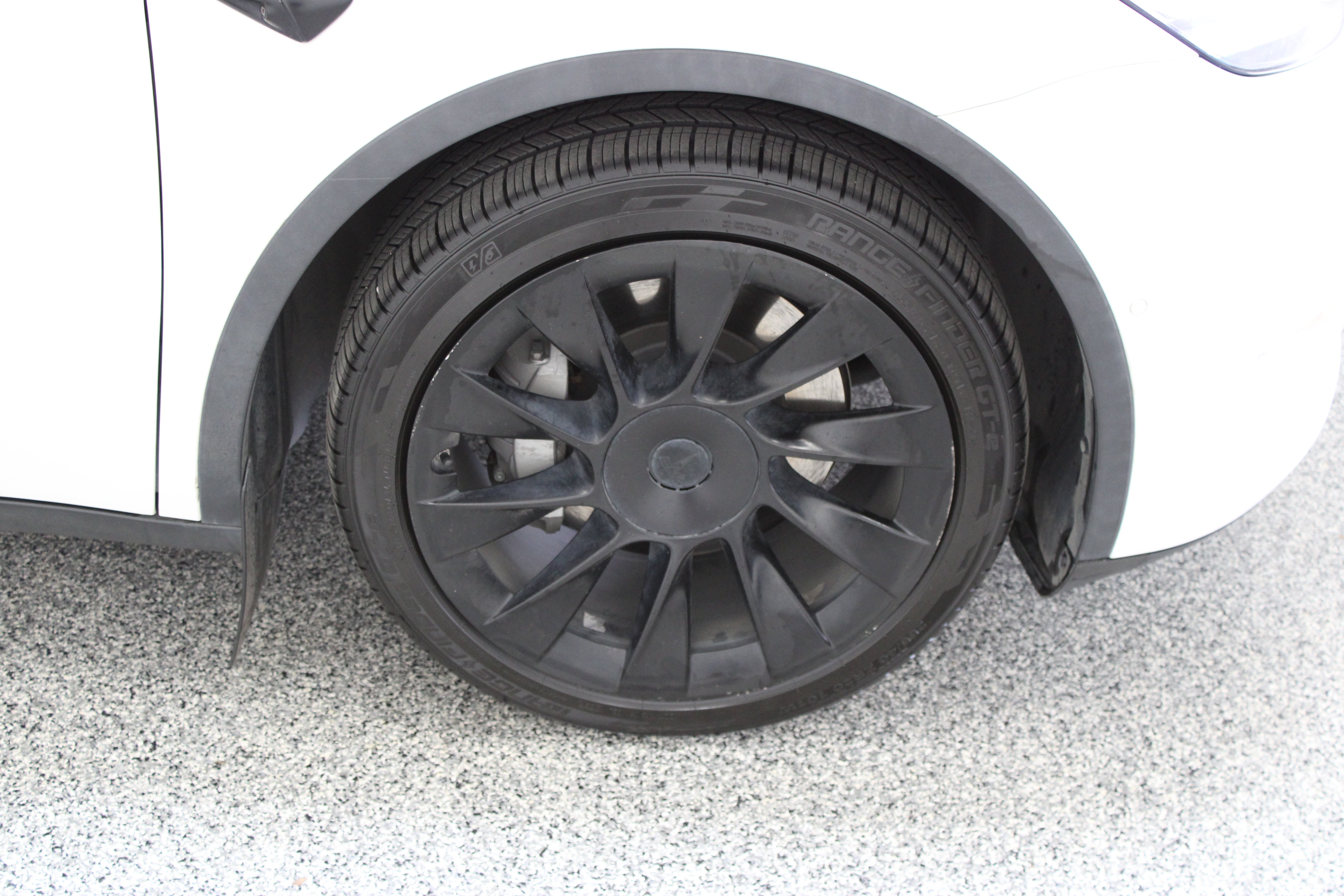 Used 2021 Tesla Model Y Long Range AWD/4WD image 5