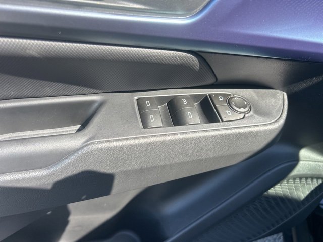 New 2026 Chevrolet Equinox EV LT image 13