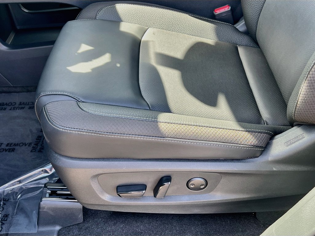 New 2026 Nissan Pathfinder SL w/ Cargo Package FWD image 18