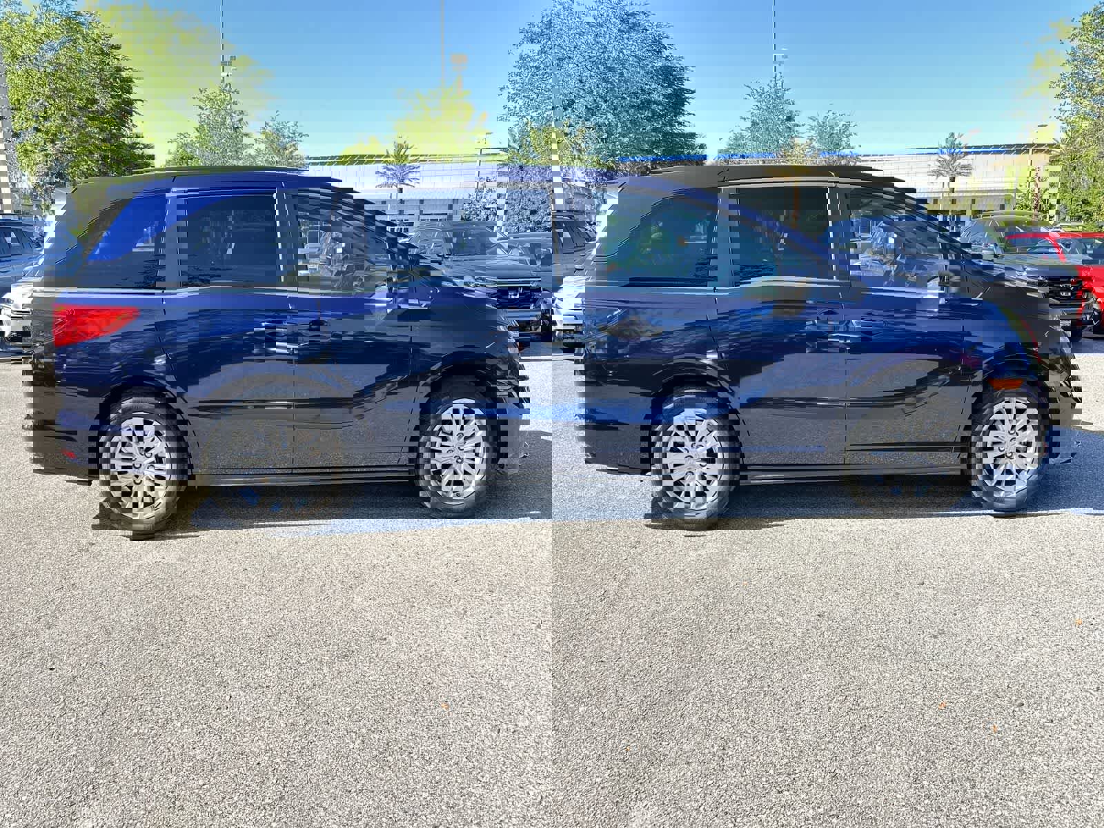 Used 2018 Honda Odyssey LX image 7