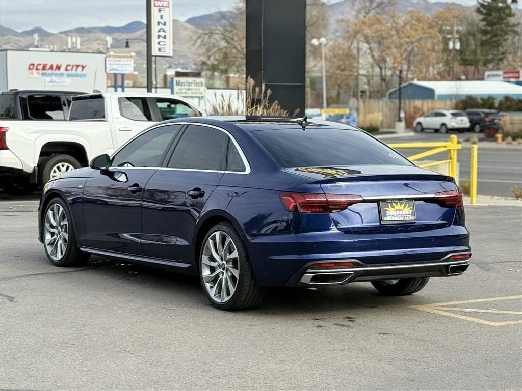Used 2022 Audi A4 2.0T Premium Plus w/ Premium Plus Package image 5