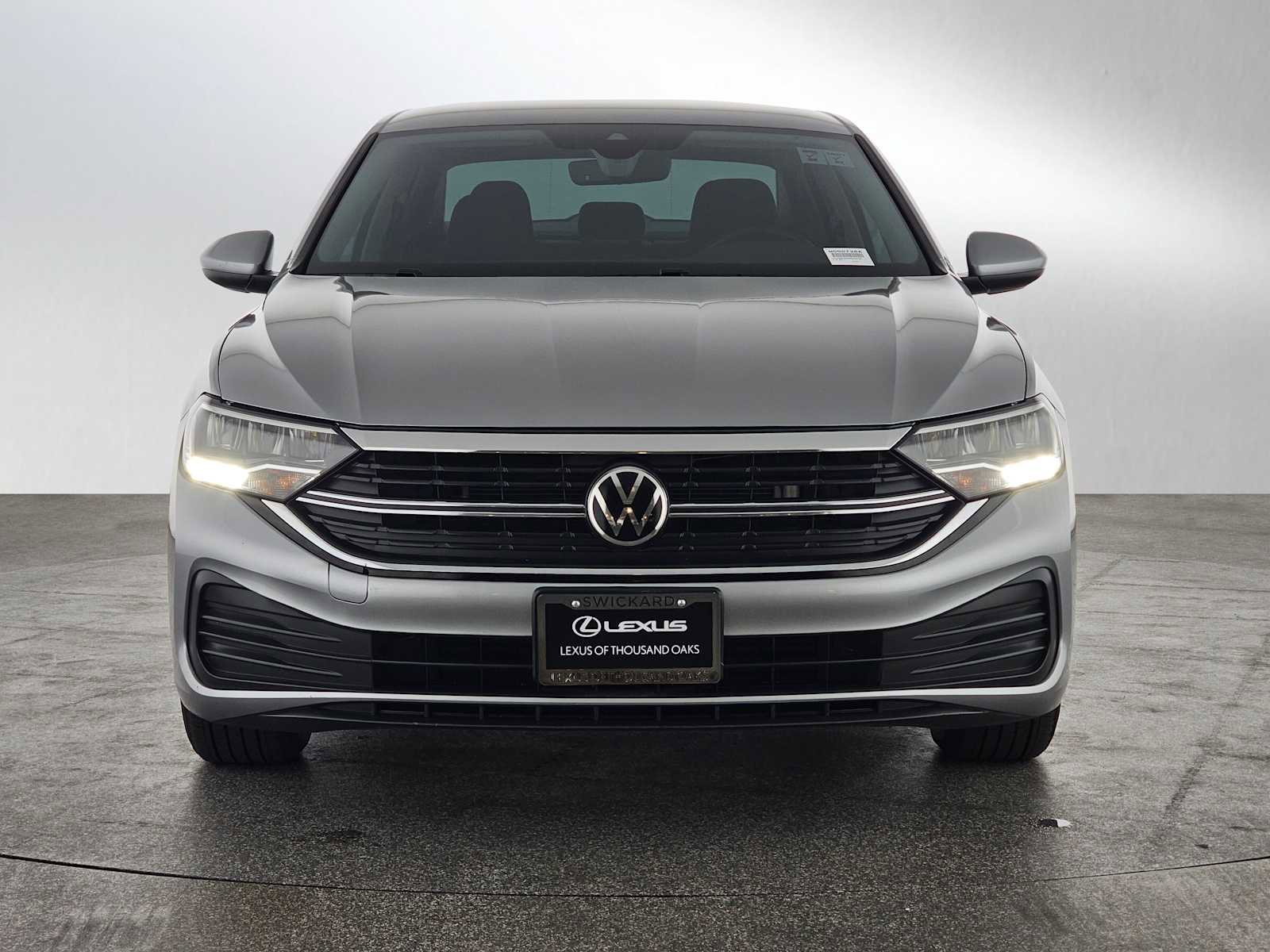 Used 2022 Volkswagen Jetta SE image 8