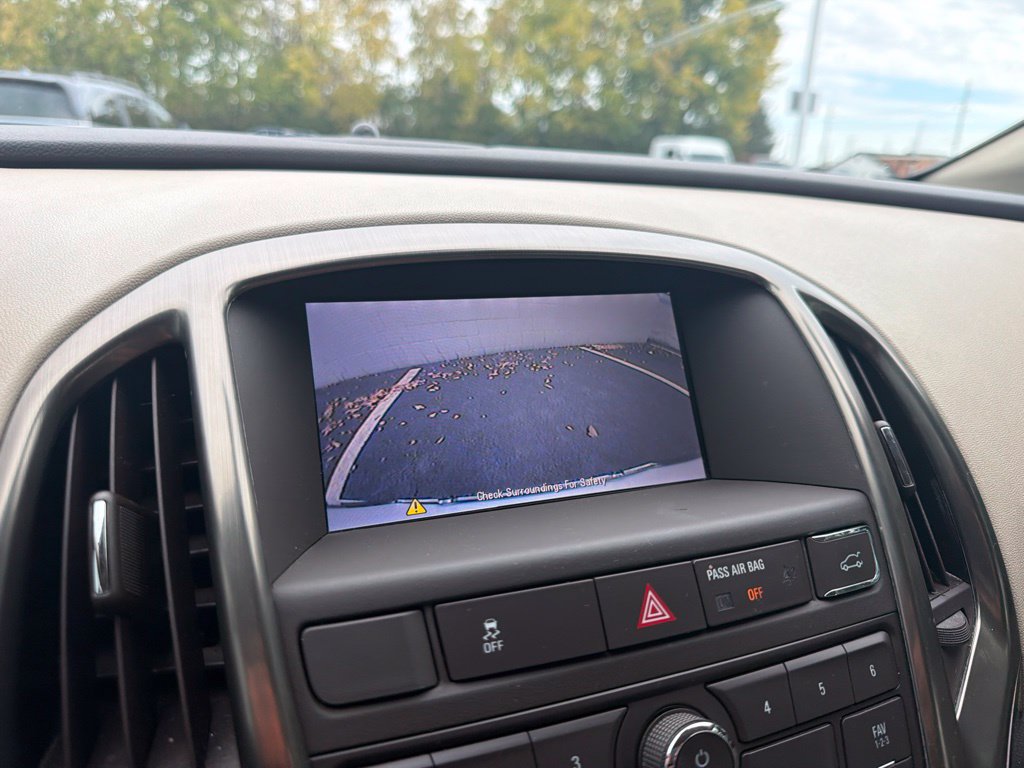 Used 2014 Buick Verano FWD image 28