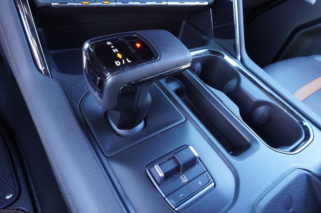 Certified 2023 GMC Sierra 1500 AT4 w/ AT4 Premium Package image 21