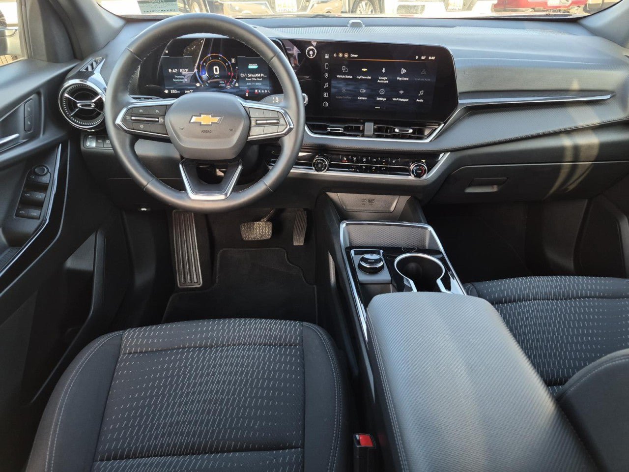 Certified 2026 Chevrolet Equinox LT AWD/4WD image 14