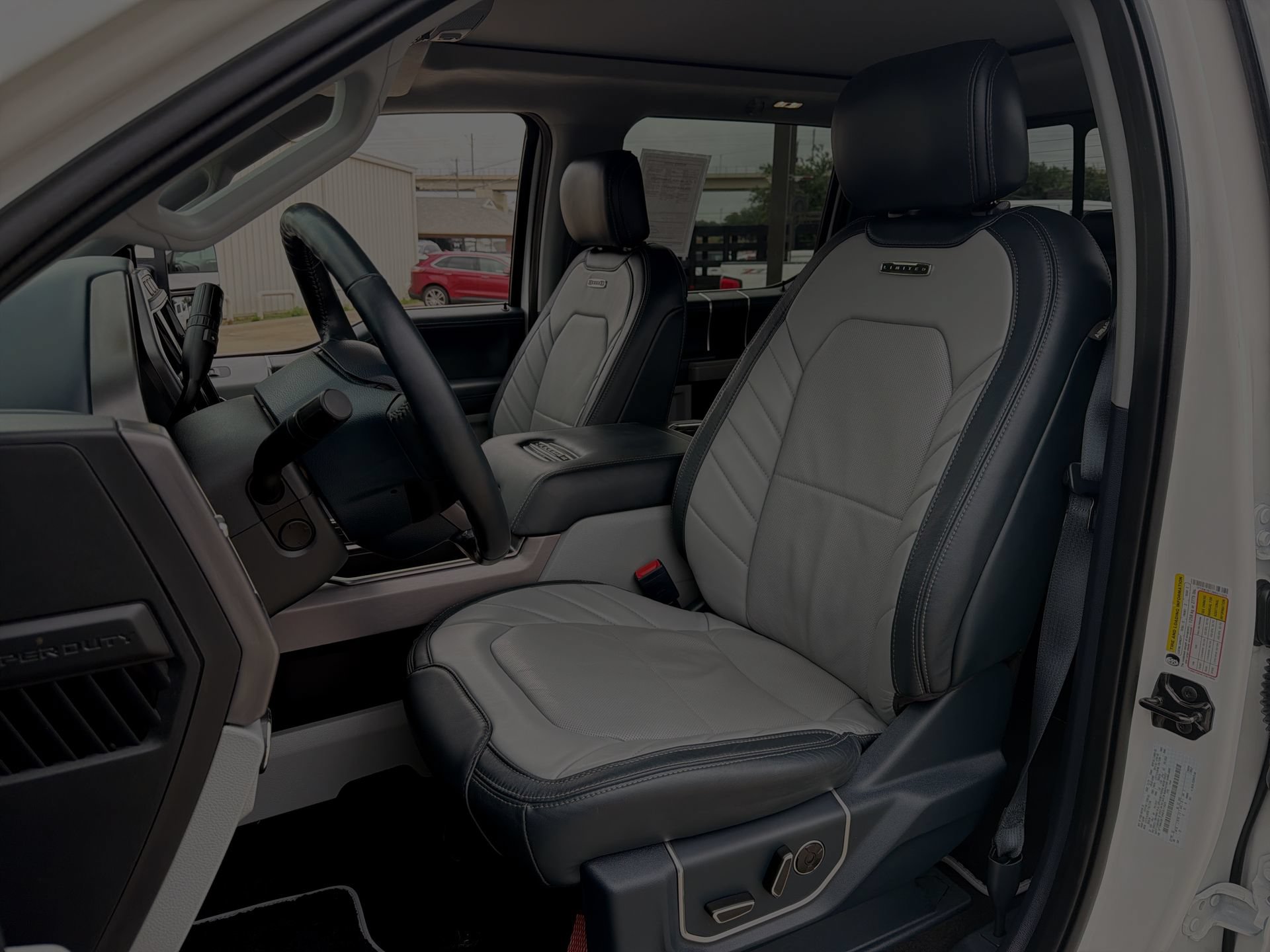Certified 2022 Ford F250 Limited w/ FX4 Off-Road Package AWD/4WD image 11