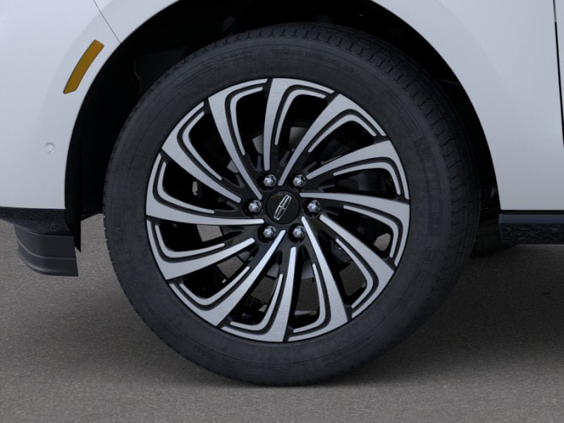 New 2026 Lincoln Navigator L Black Label AWD/4WD image 19