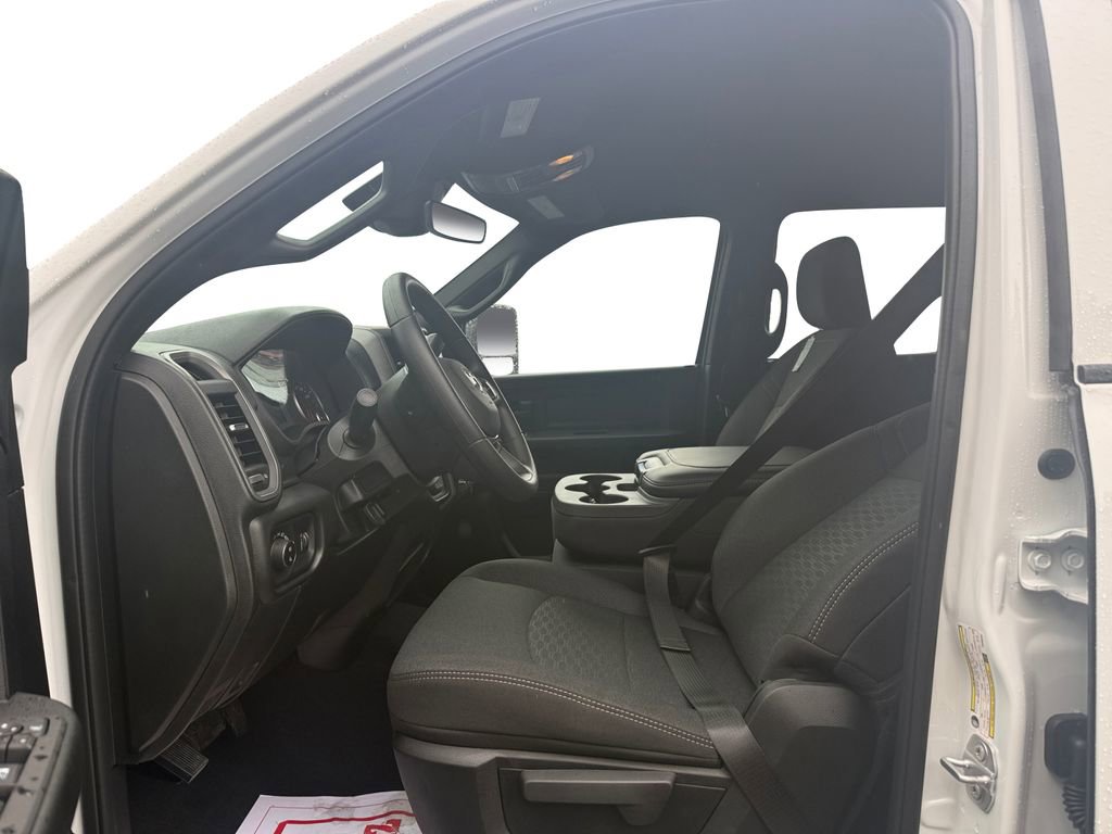 New 2026 RAM 3500 Tradesman AWD/4WD image 9