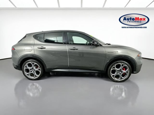 Used 2024 Alfa Romeo Tonale Ti AWD/4WD image 10