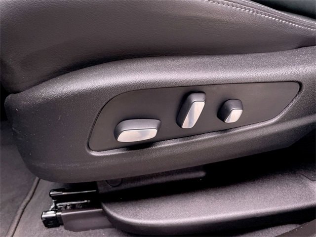 Used 2024 Cadillac XT6 Sport image 12