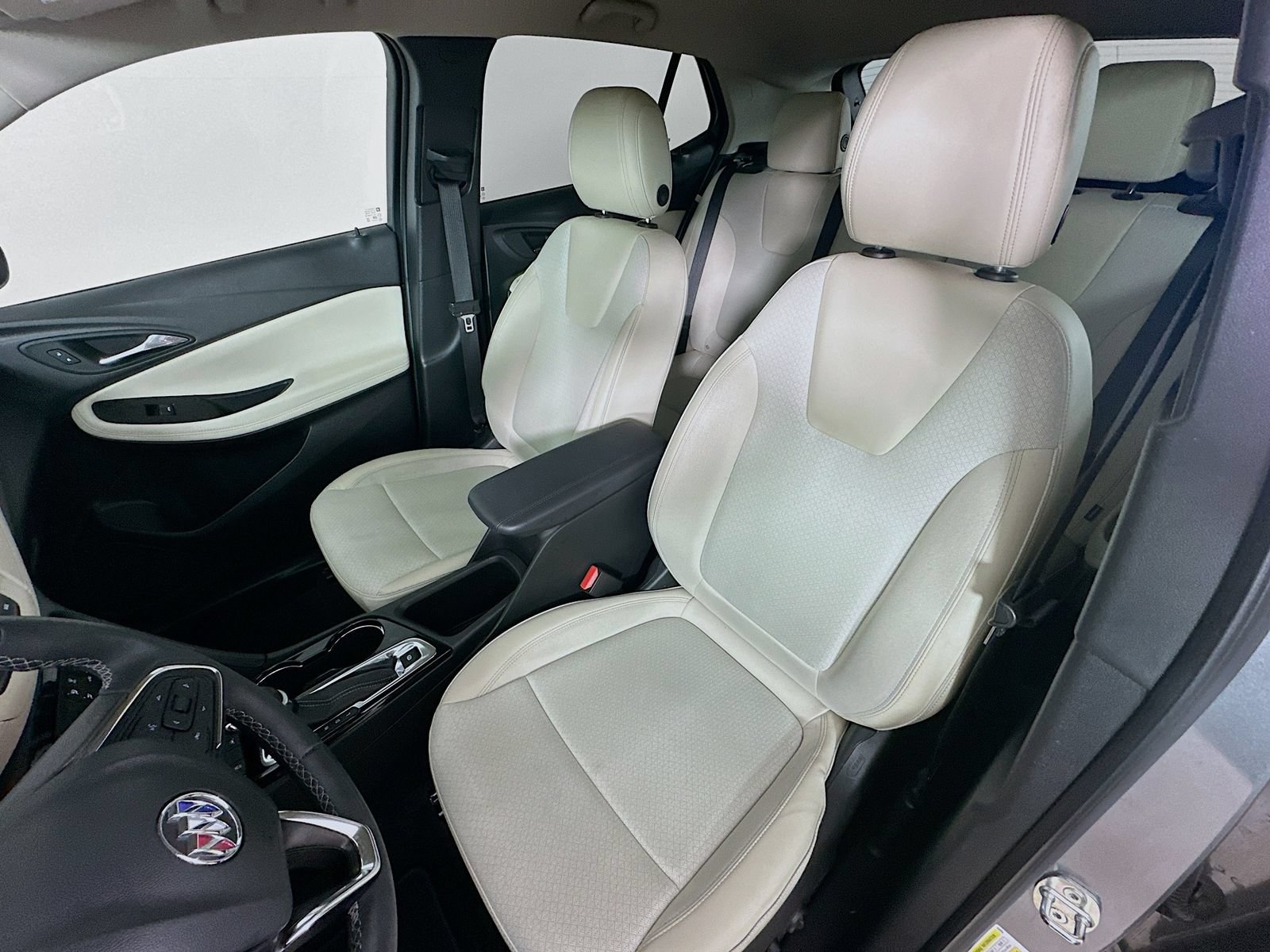 Used 2023 Buick Encore GX Preferred w/ Cold Weather Comfort Package FWD image 30