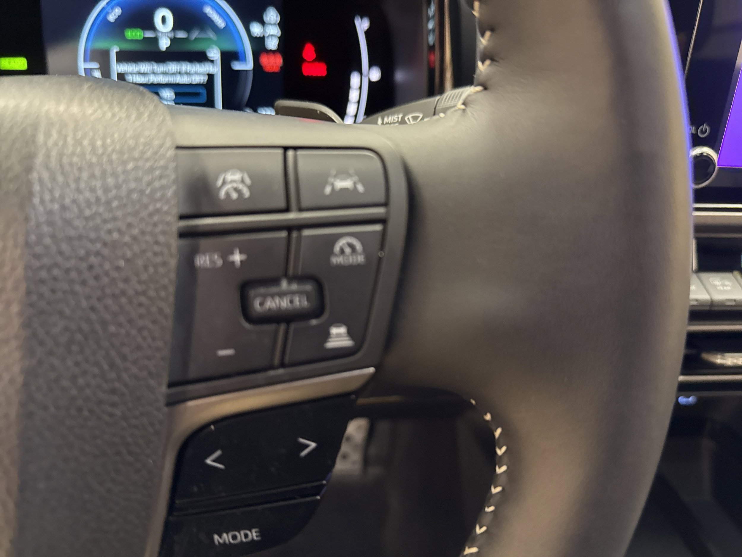 Used 2025 Toyota Camry SE w/ Convenience Package AWD/4WD image 12
