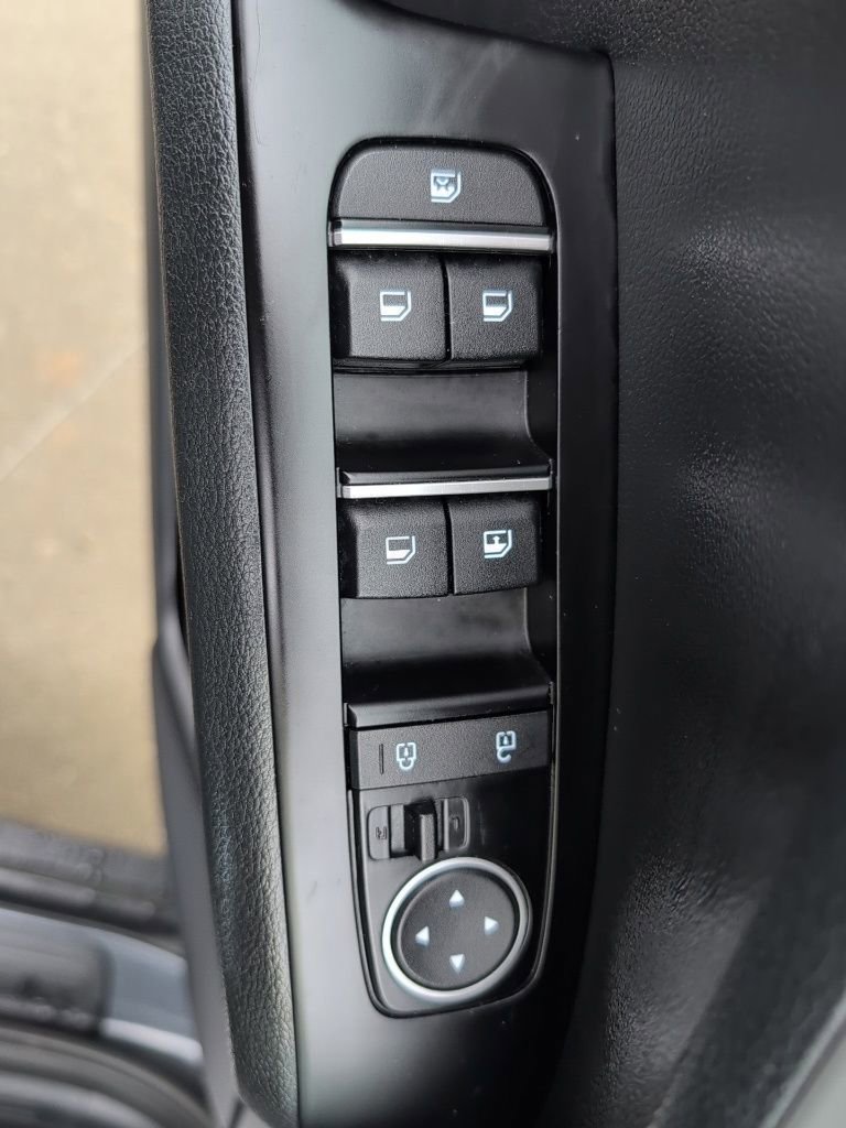 Used 2024 Kia Soul LX w/ Option Group 015 image 17