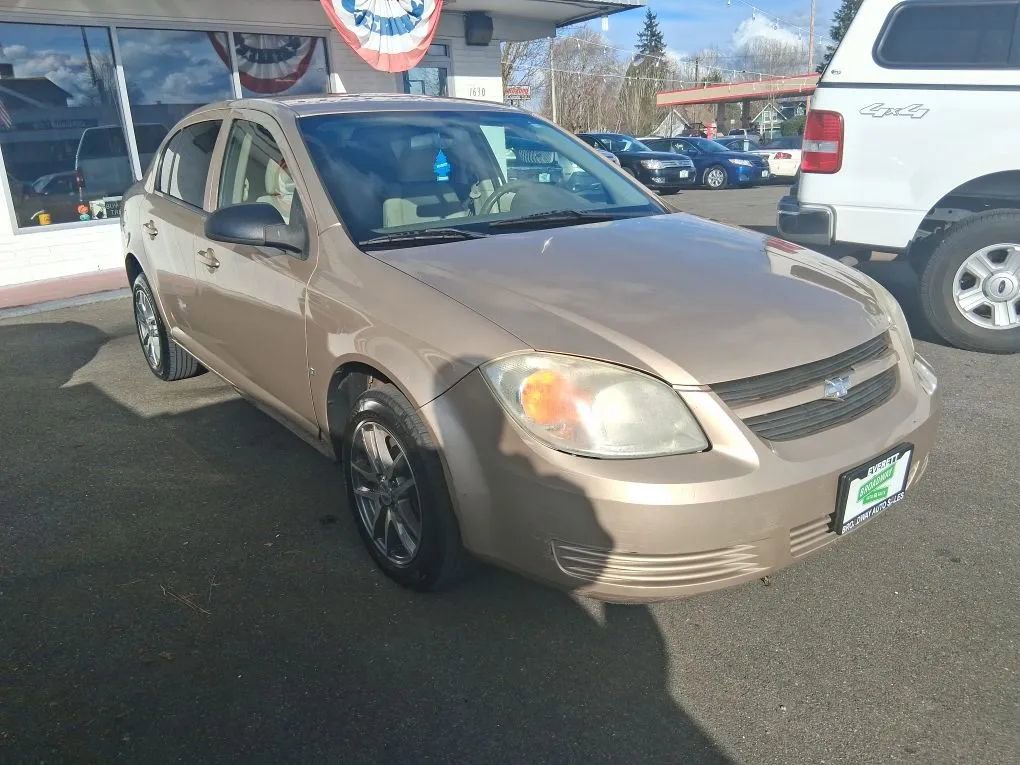 Used 2007 Chevrolet Cobalt LS image 2
