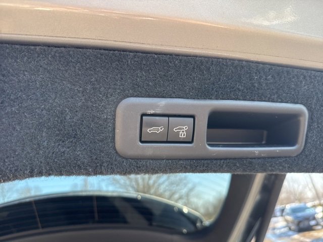 Used 2022 Lexus RX 450h AWD w/ Premium Package image 36