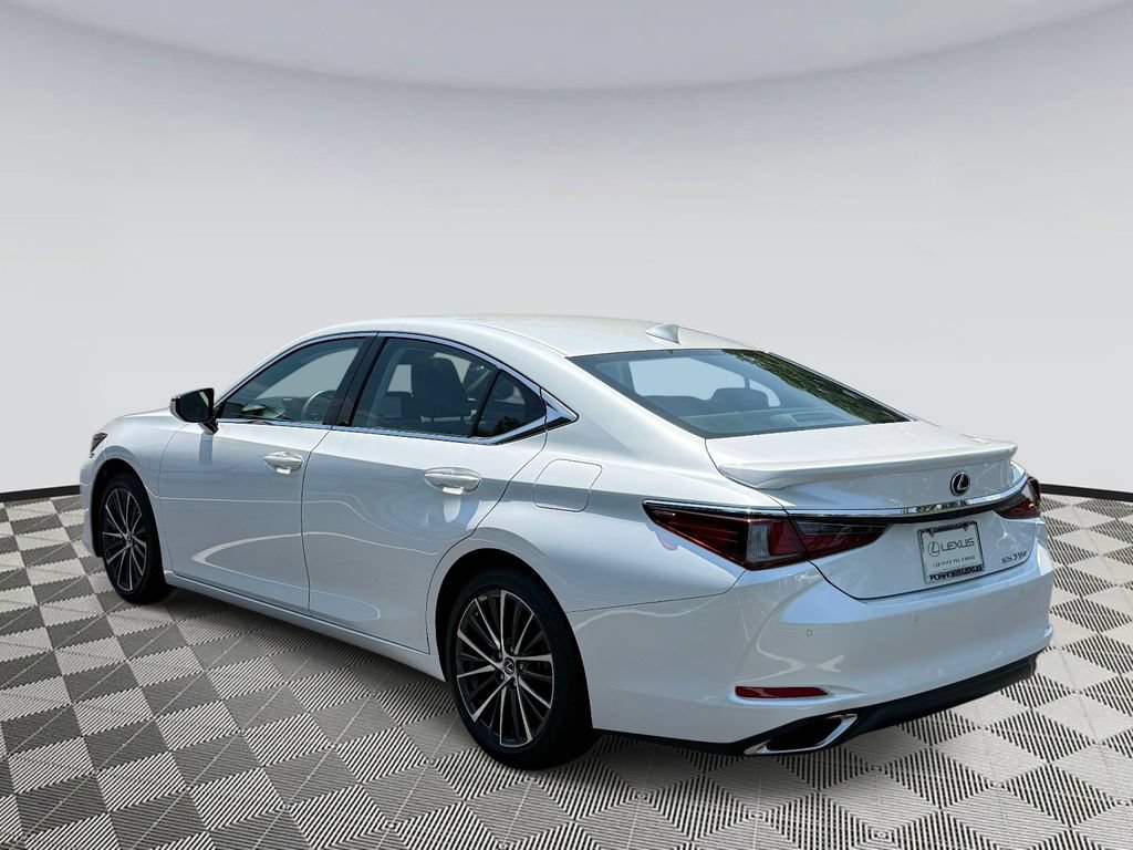 Used 2023 Lexus ES 350 w/ Premium Package FWD image 4