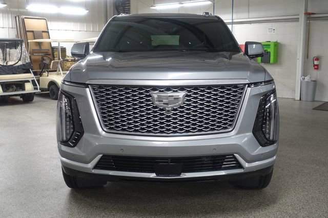 New 2026 Cadillac Escalade ESV Luxury image 2