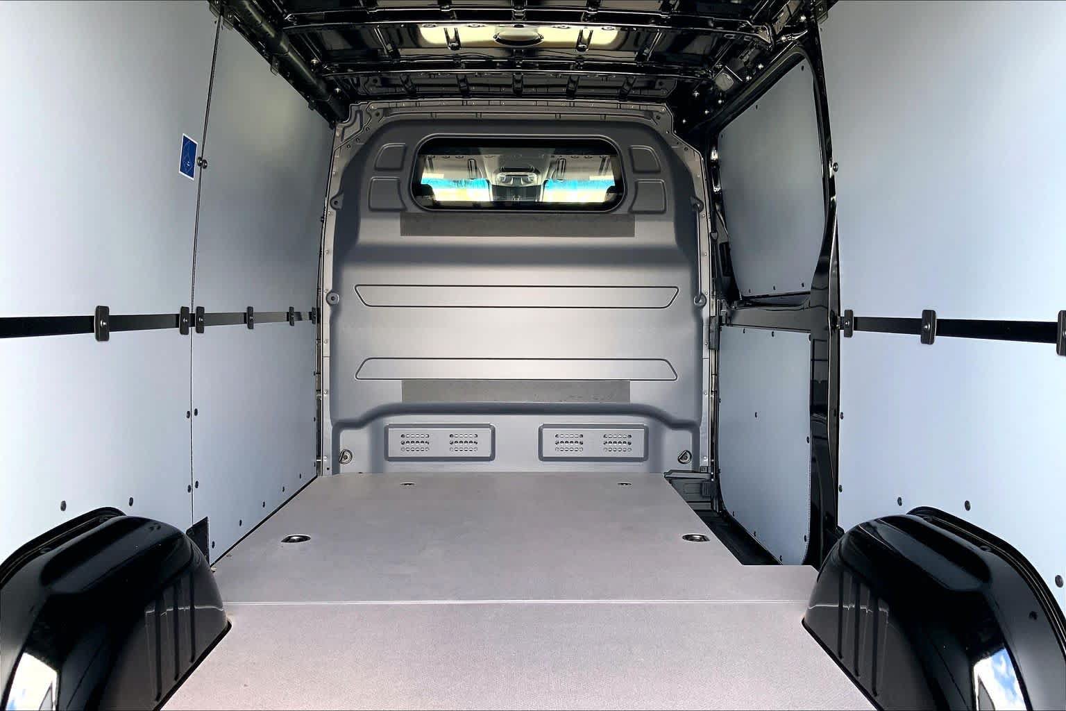 New 2026 Mercedes-Benz Sprinter 2500 image 24