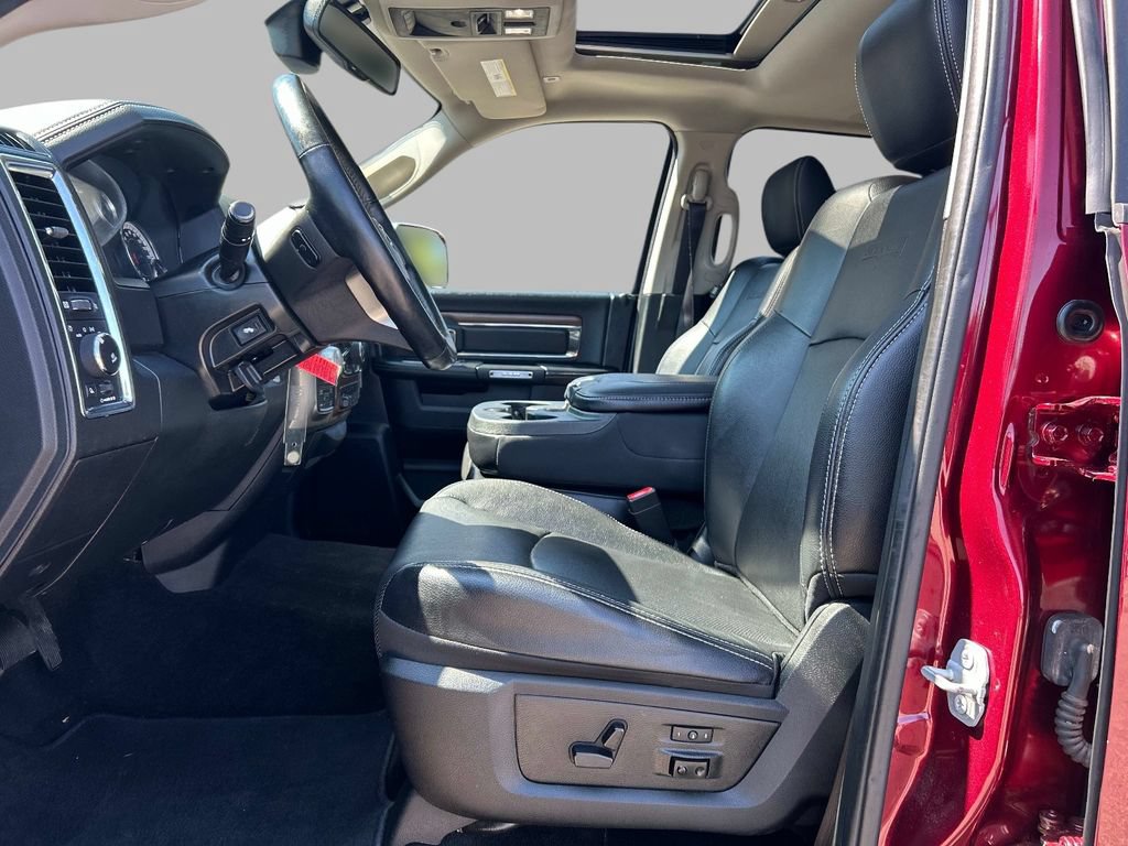 Used 2017 RAM 1500 Laramie AWD/4WD image 15