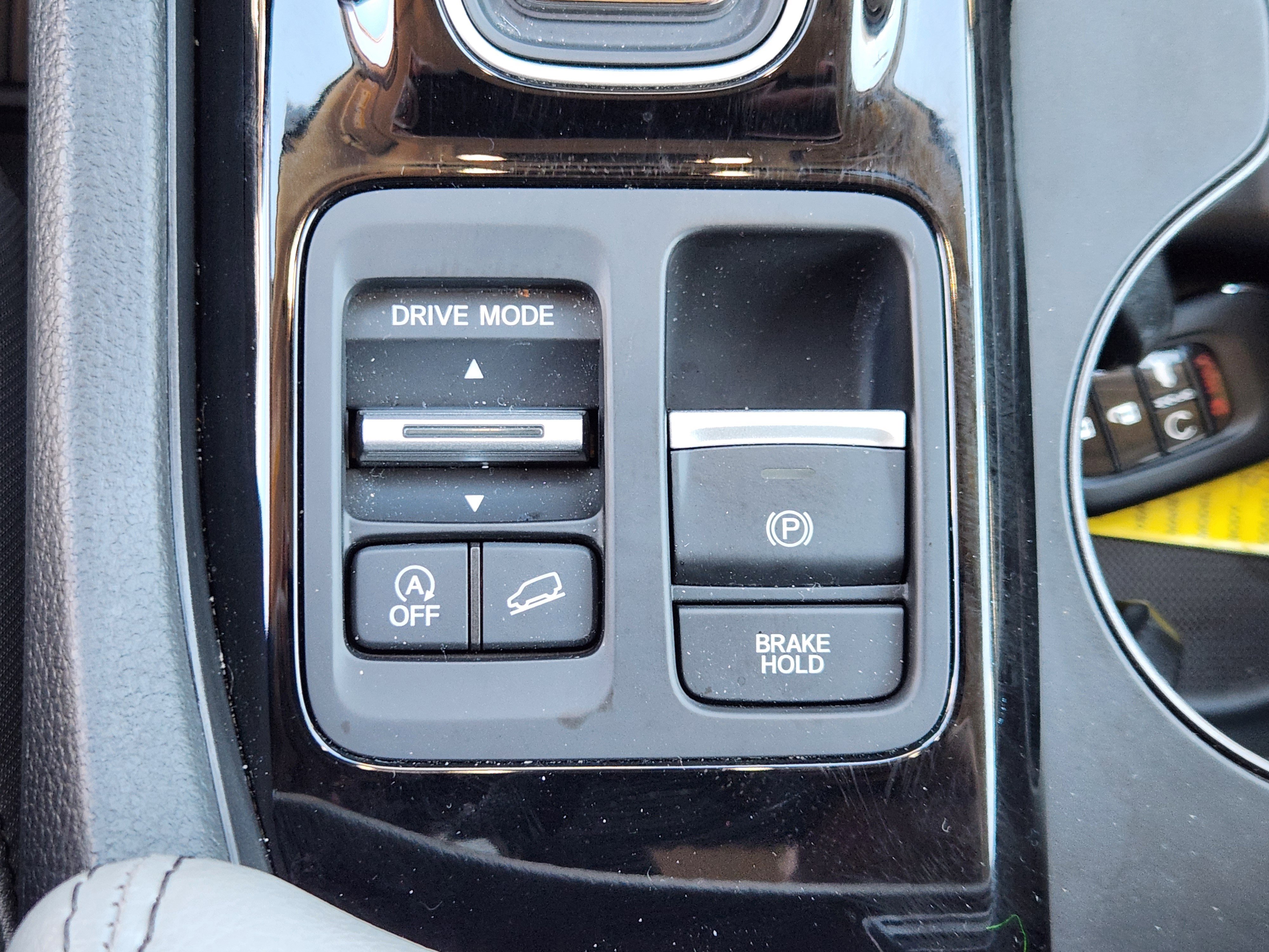 Used 2023 Honda Pilot EX-L image 23