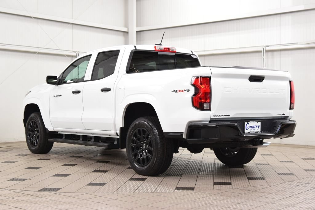 New 2026 Chevrolet Colorado W/T w/ WT Custom Package AWD/4WD image 6