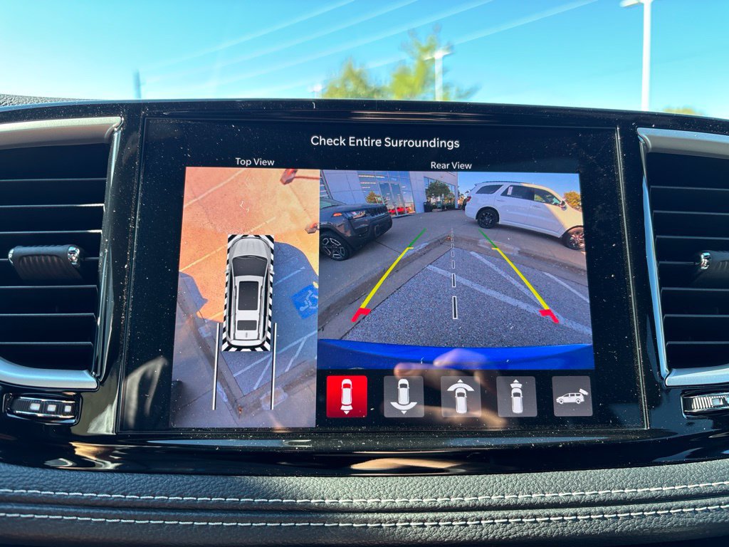 New 2027 Chrysler Pacifica Limited FWD image 41