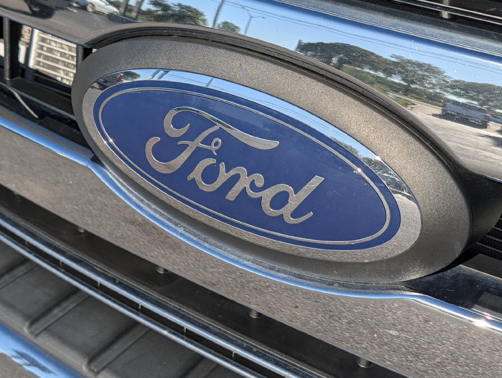 Used 2022 Ford F250 XLT w/ FX4 Off-Road Package AWD/4WD image 35