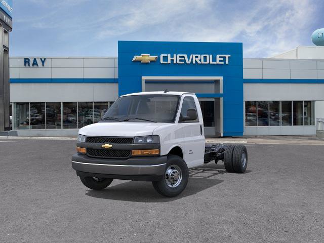 New 2026 Chevrolet Express 3500 w/ Power Convenience Package RWD image 36