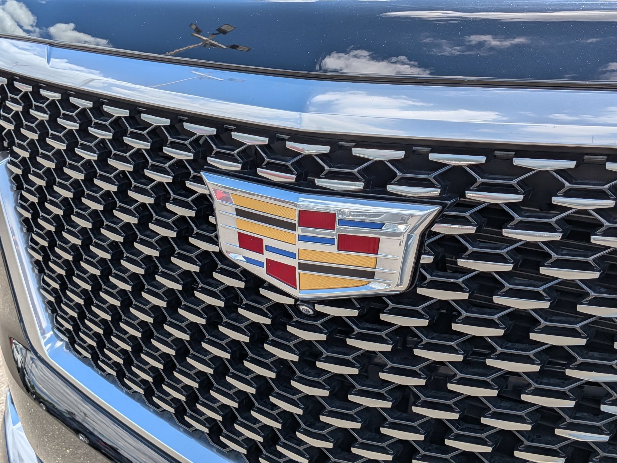 Certified 2023 Cadillac Escalade Premium Luxury AWD/4WD image 31