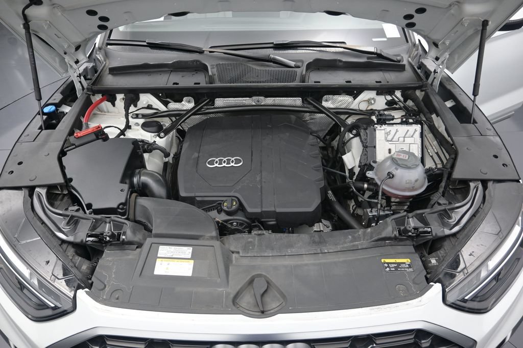 Used 2023 Audi Q5 2.0T Premium Plus AWD/4WD image 16