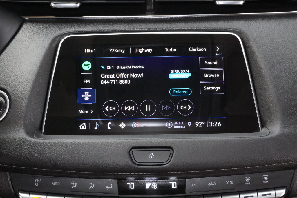 Used 2023 Cadillac XT4 Luxury w/ Cold Weather Package FWD image 15