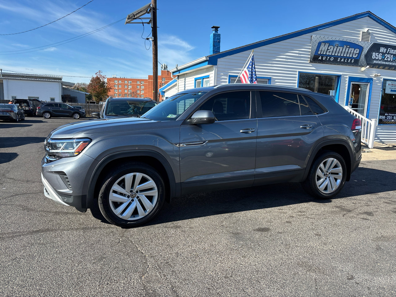 Used 2021 Volkswagen Atlas Cross Sport SE image 5