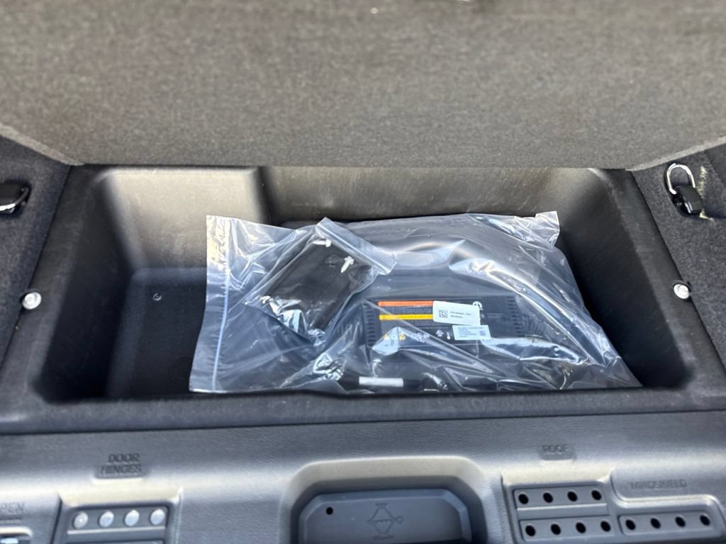 Certified 2025 Jeep Wrangler Unlimited Sahara w/ Safety Group AWD/4WD image 8