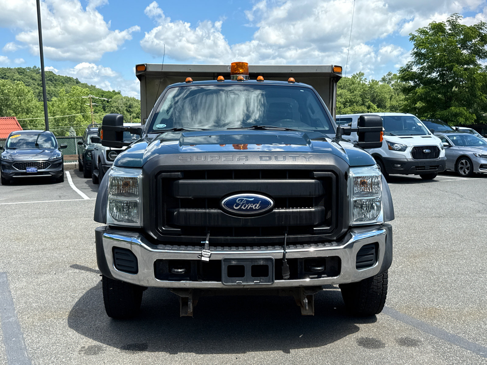 Used 2011 Ford F550 4x4 Regular Cab Super Duty w/ Payload Upgrade Pkg image 2