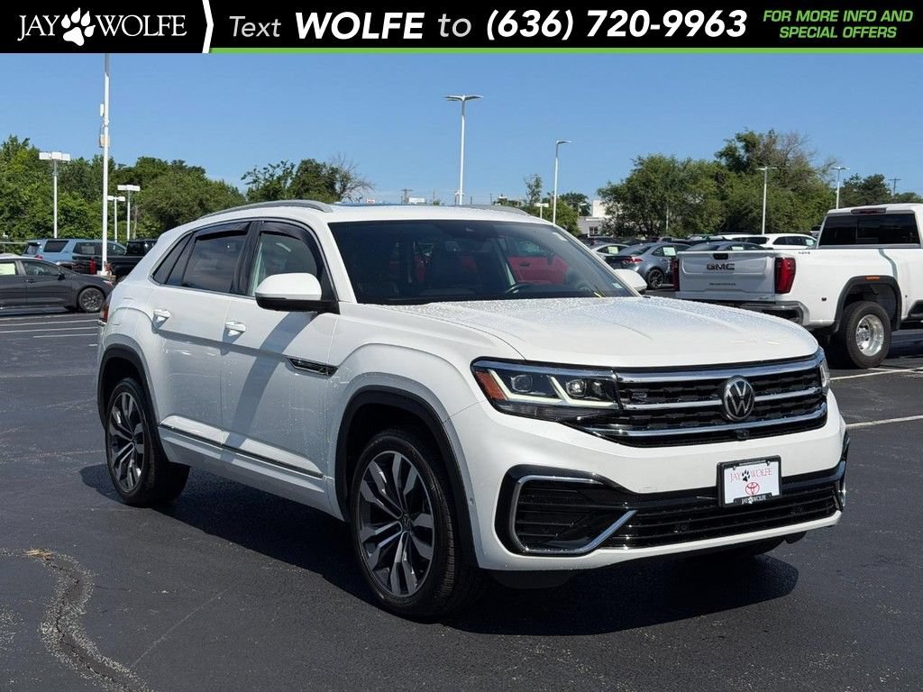 Used 2022 Volkswagen Atlas Cross Sport SEL Premium R-Line AWD/4WD image 1