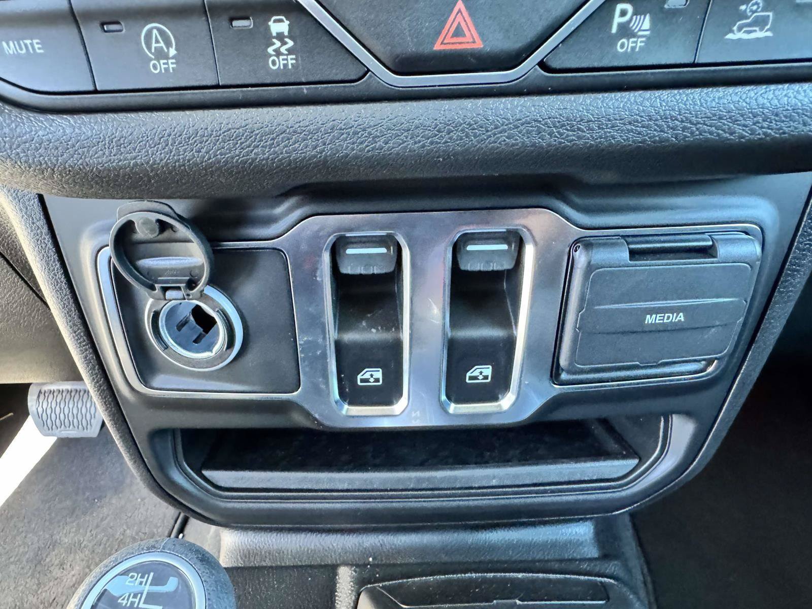 New 2025 Jeep Wrangler Sport AWD/4WD image 6