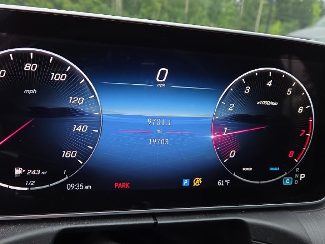 Used 2023 Mercedes-Benz C 300 4MATIC Sedan image 9
