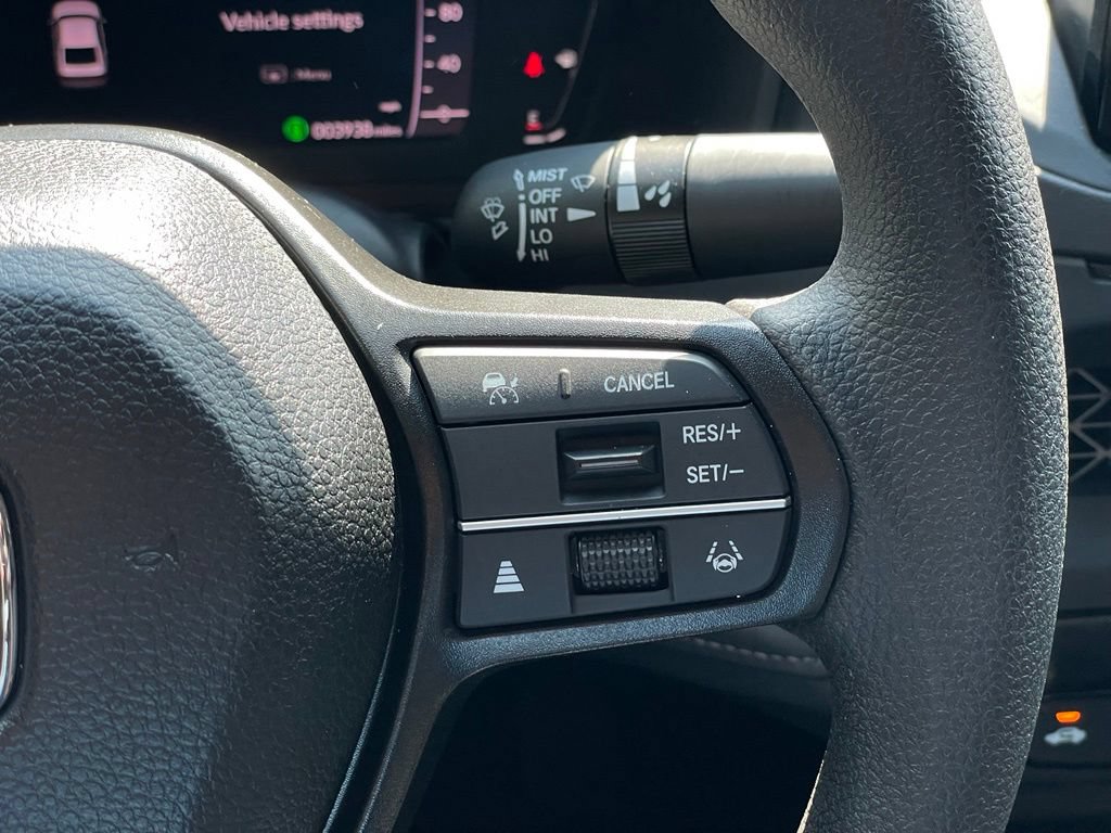 Certified 2025 Honda Accord SE image 14