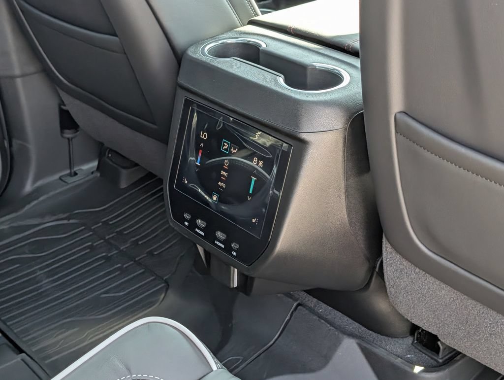 New 2026 GMC Yukon XL AT4 Ultimate w/ LPO, Floor Liner Package AWD/4WD image 34