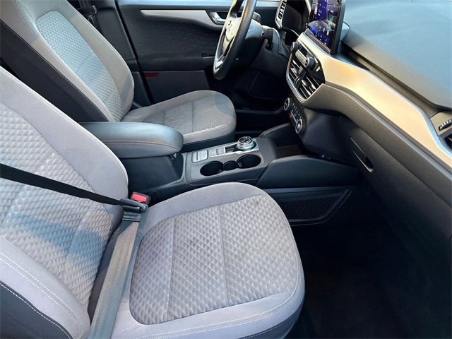 Used 2020 Ford Escape SE image 27