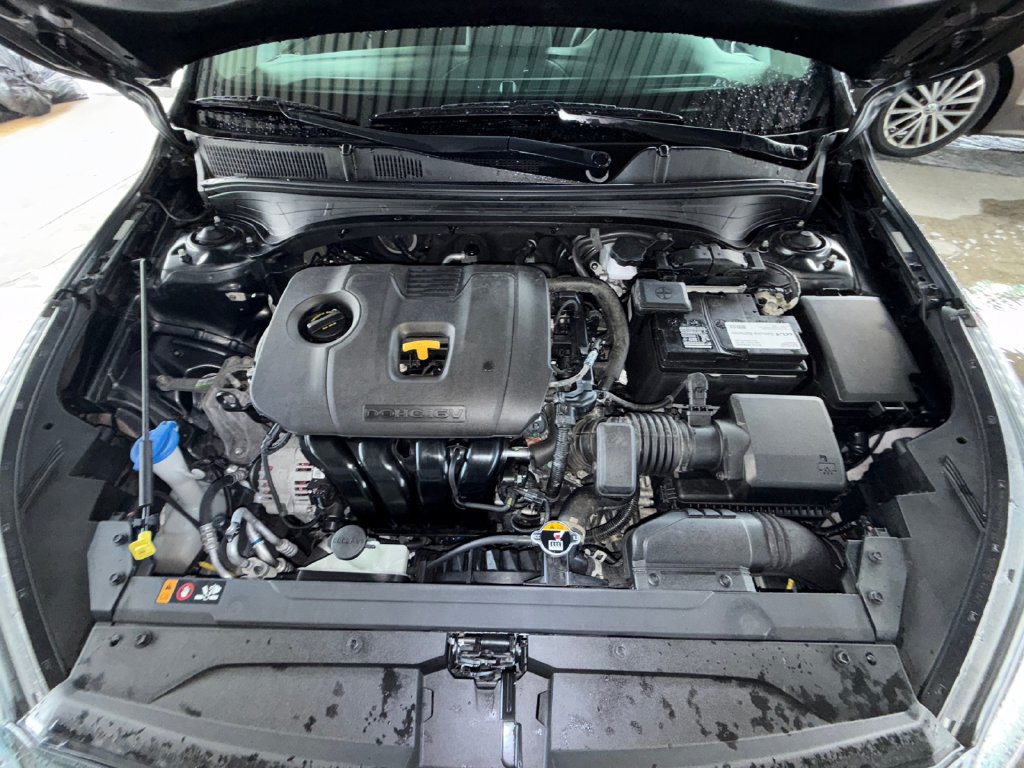 Used 2023 Kia Forte LXS w/ LXS Technology Package FWD image 24