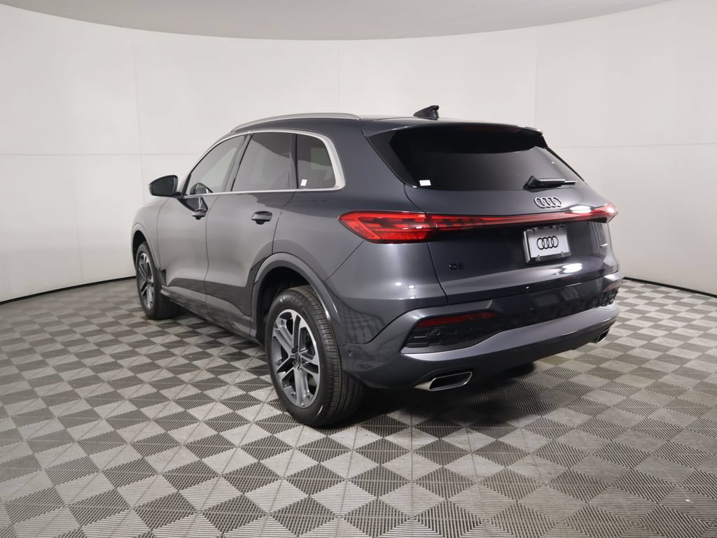 Used 2025 Audi Q5 Premium w/ Premium Plus AWD/4WD image 8