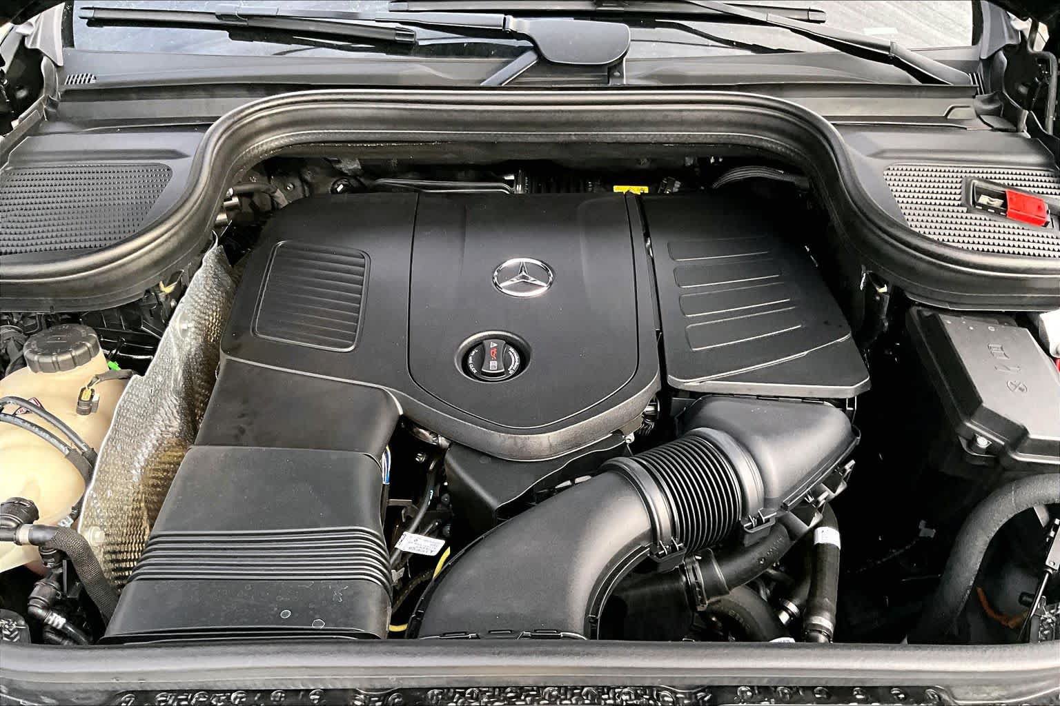 Certified 2026 Mercedes-Benz GLE 350 4MATIC image 32