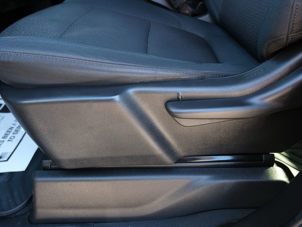 Used 2020 Chevrolet Silverado 1500 Custom w/ Custom Value Package image 23