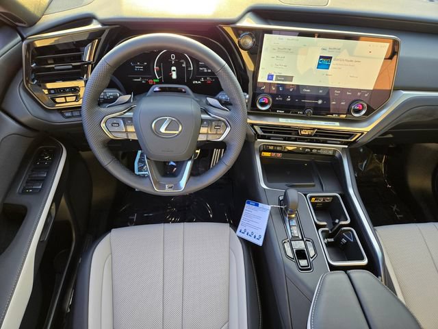 New 2026 Lexus TX 500h AWD image 8