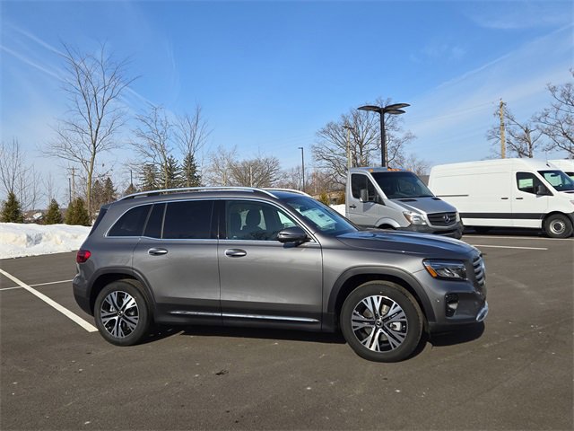 New 2026 Mercedes-Benz GLB 250 4MATIC image 2