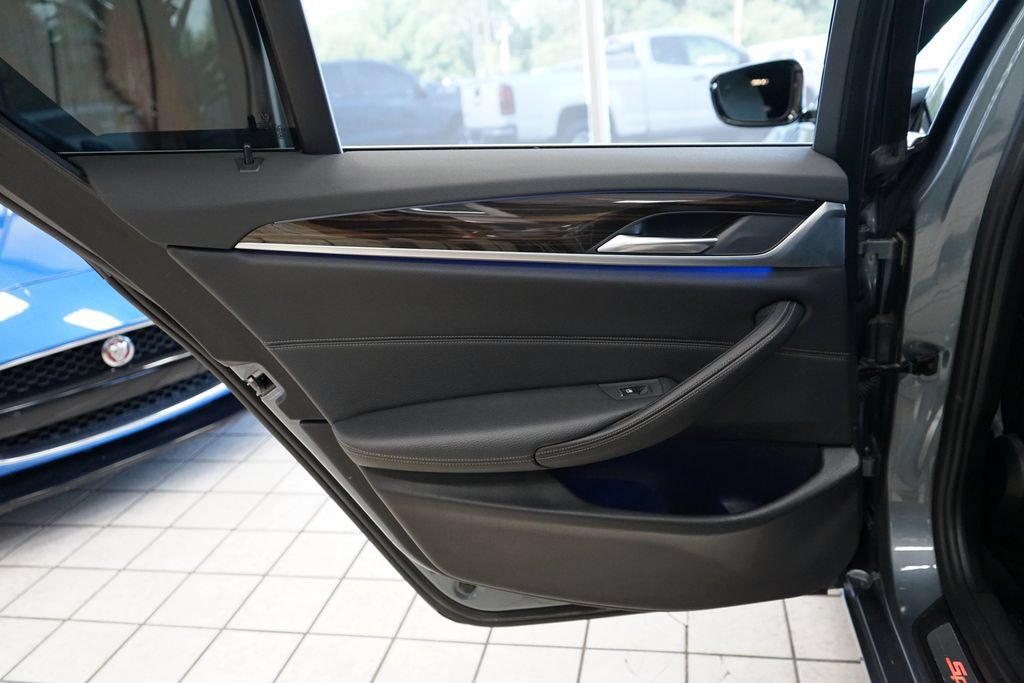 Used 2018 BMW 530i xDrive AWD/4WD image 50